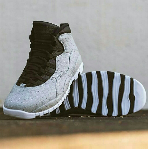 retro jordan 12's